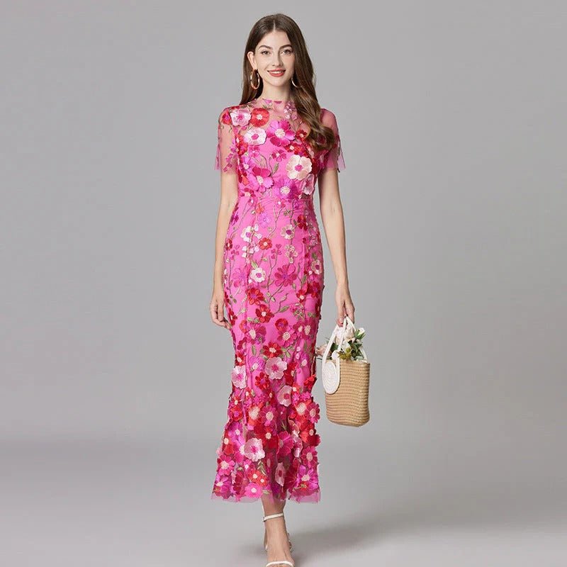 Women's Floral Applique Sleeveless Maxi Dress - Pink