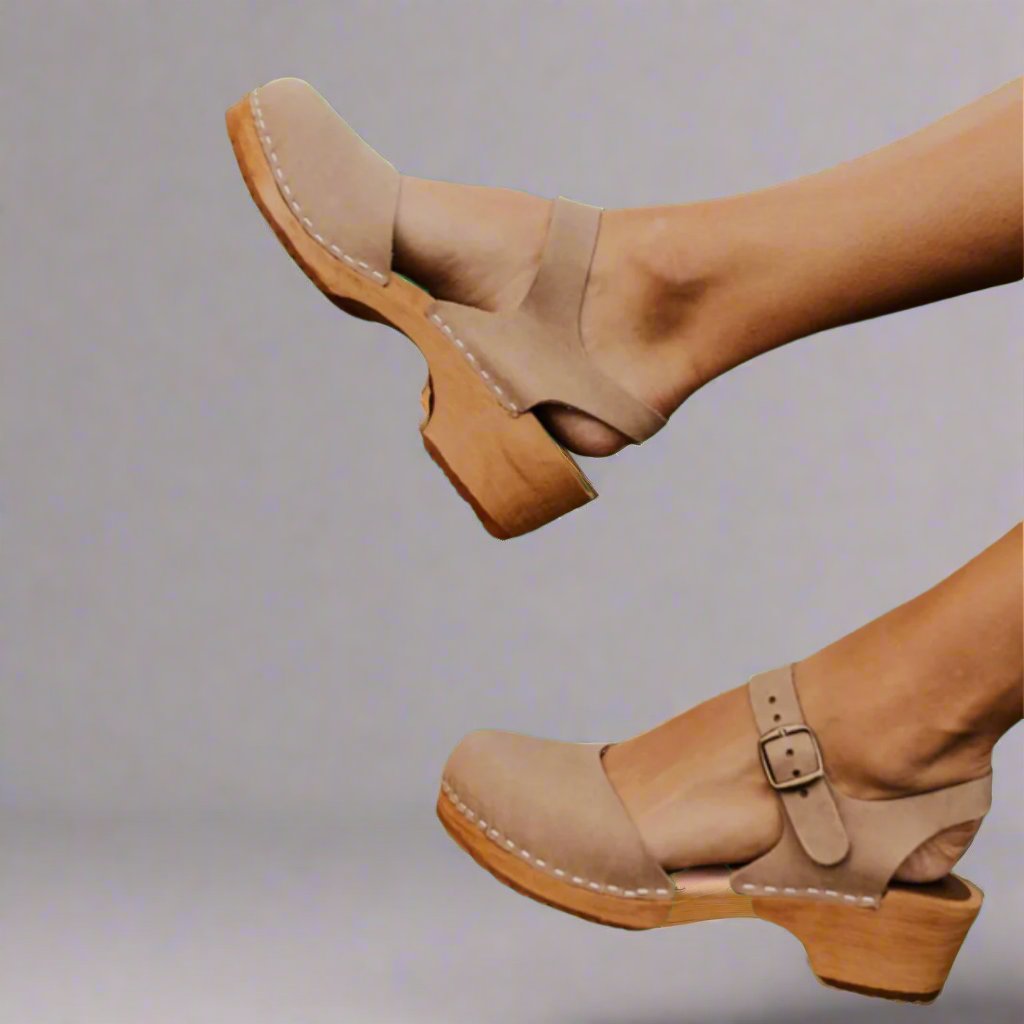 Women's Platform Clogs Wooden Heel Closed Toe Ankle Strap - Beige